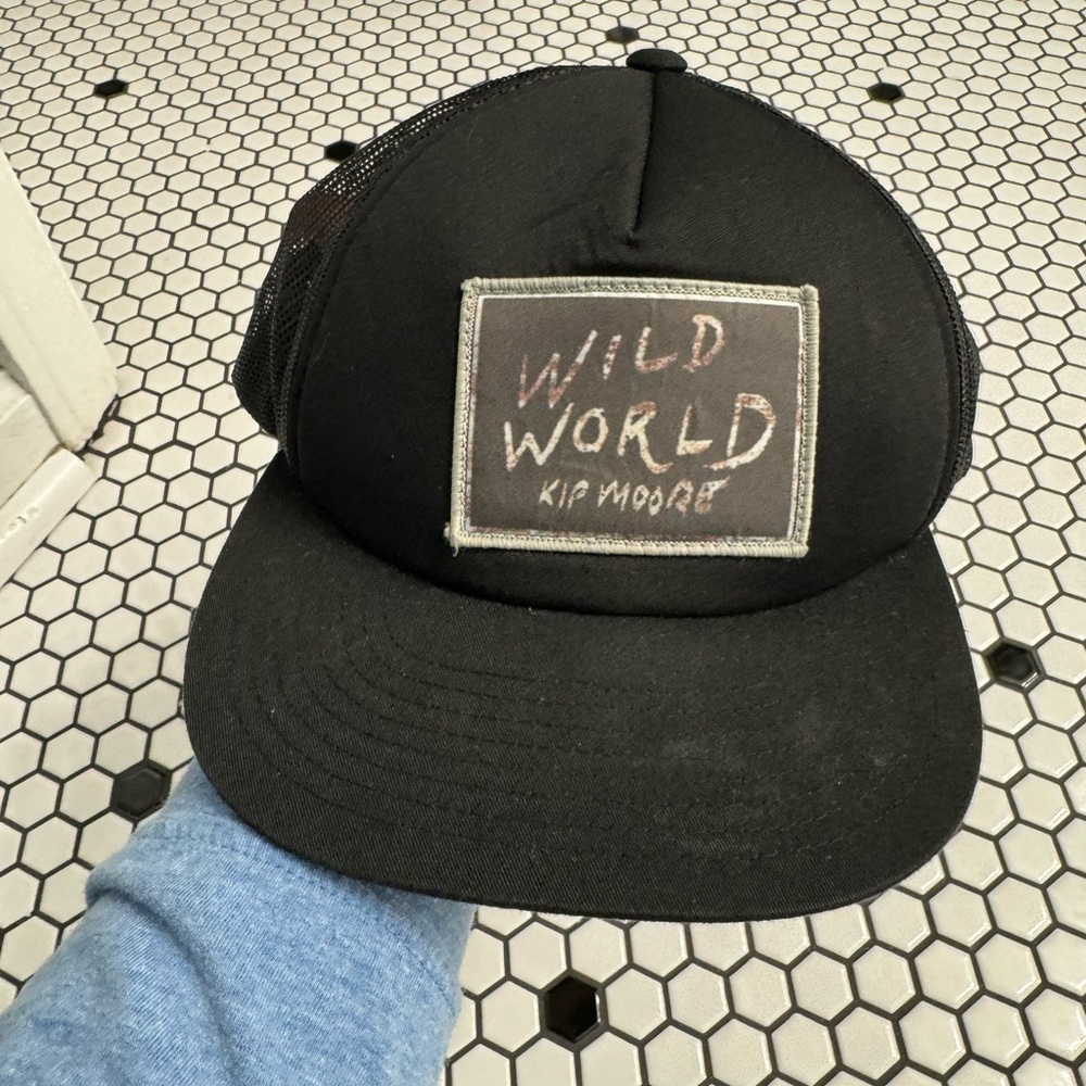 Kip Moore wild world hat